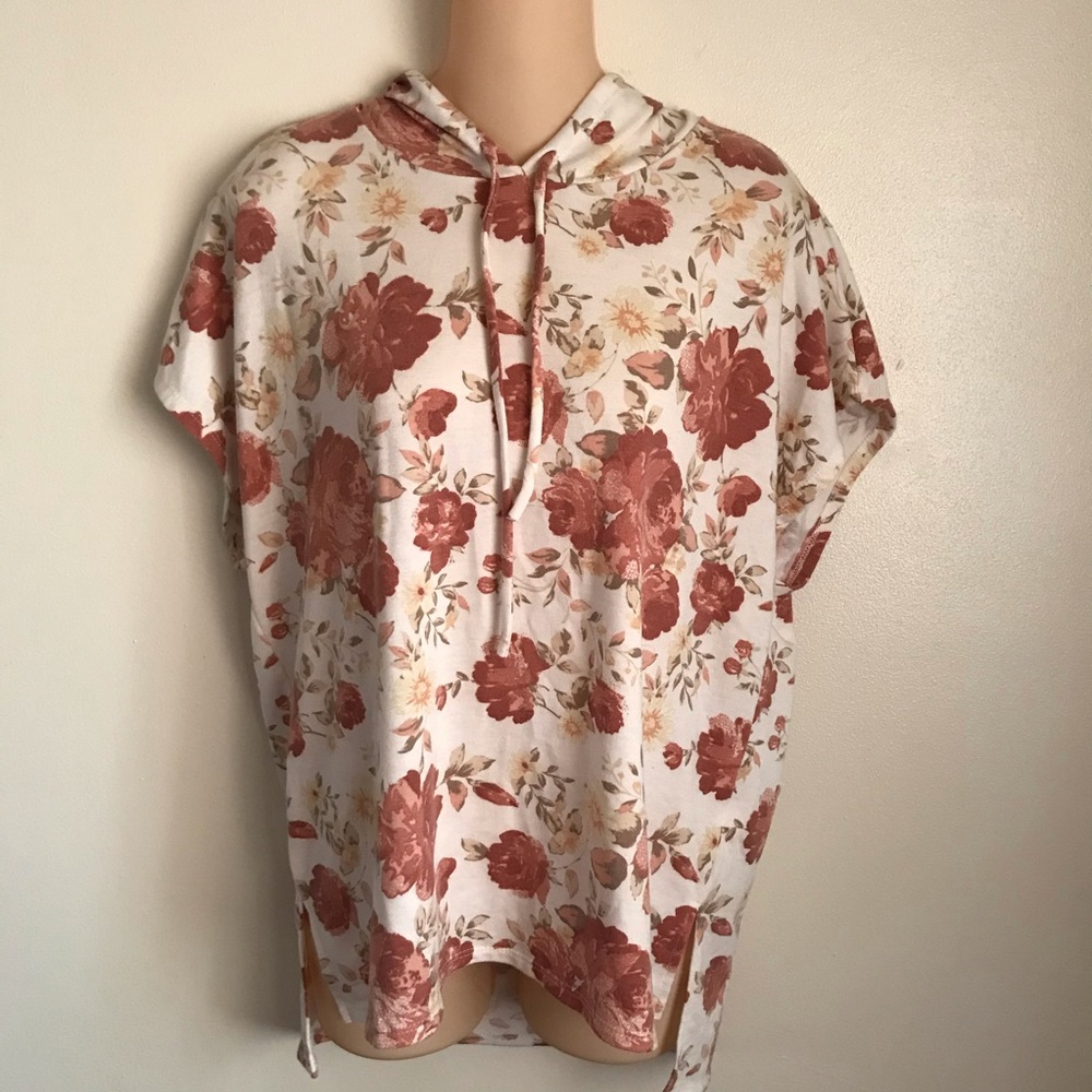 Floral hooded t shirt Large